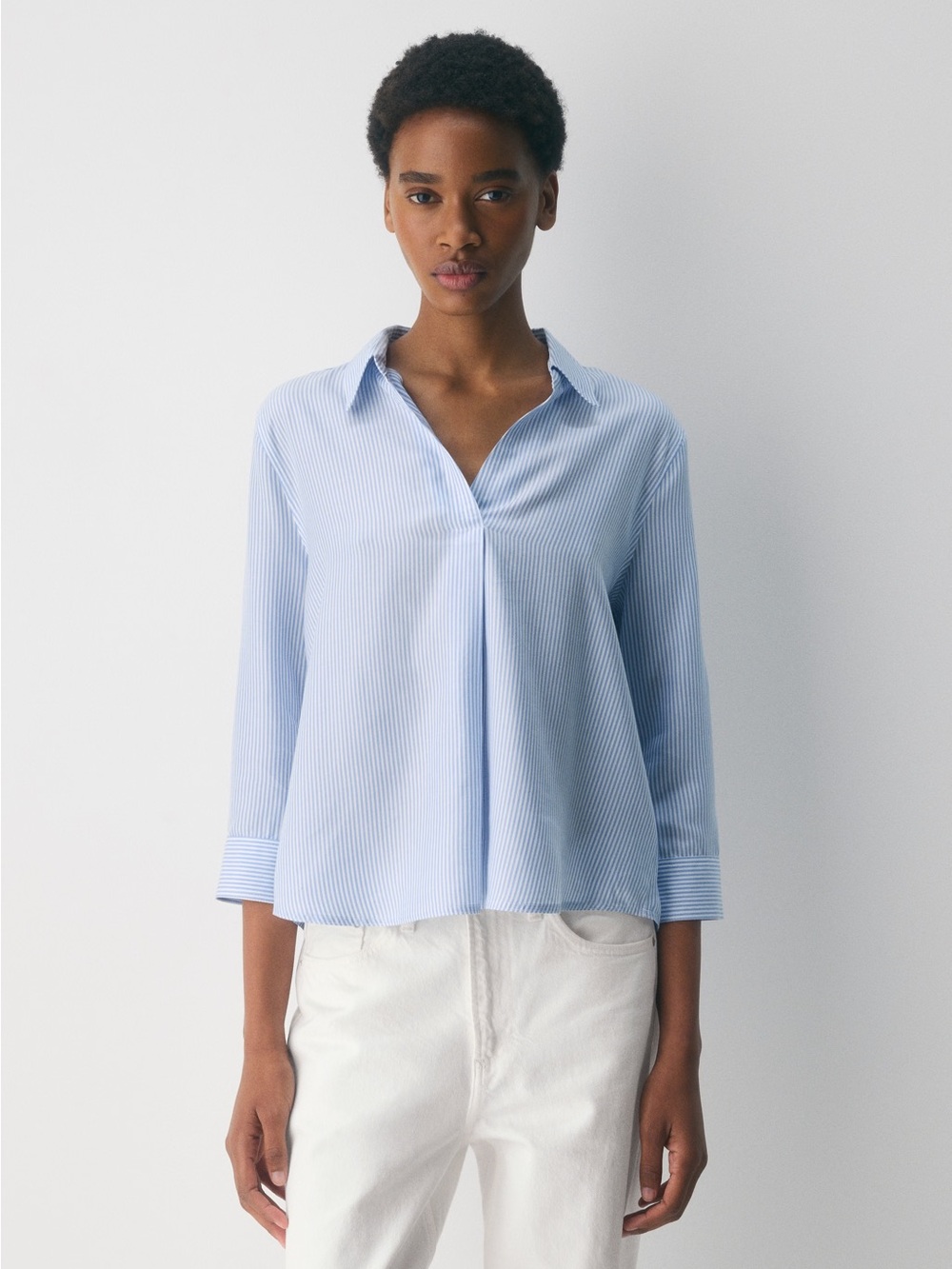 Aritzia Babaton Persona Top - Blue and White Striped